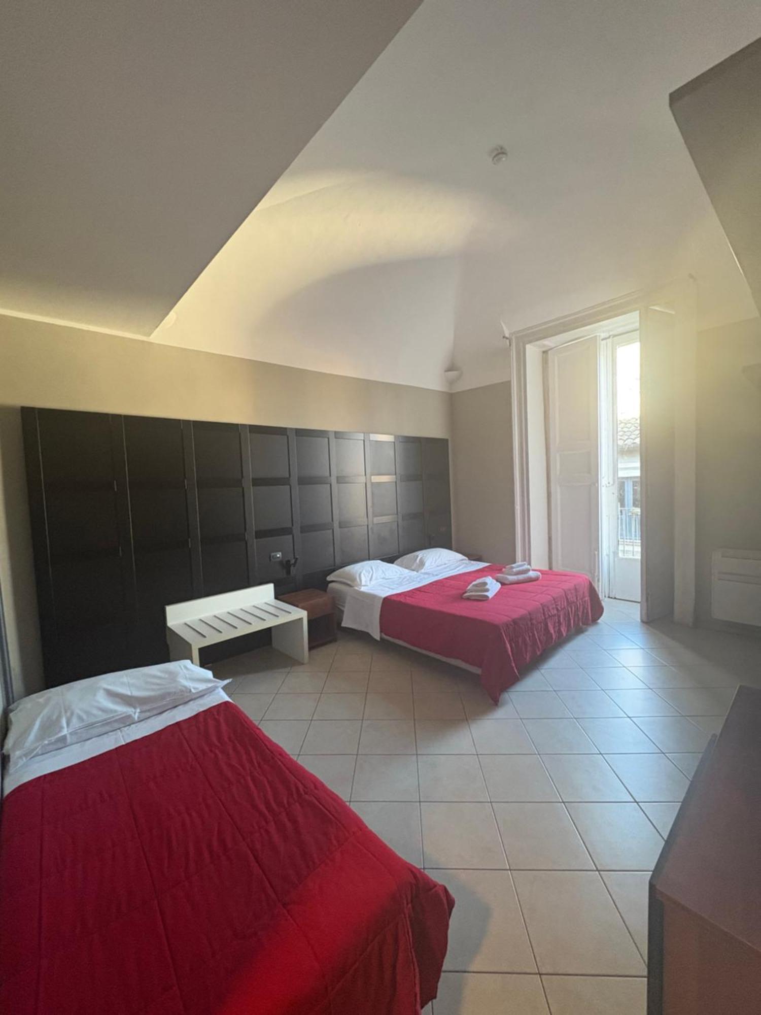 Santuzza Art Hotel Catania Bagian luar foto
